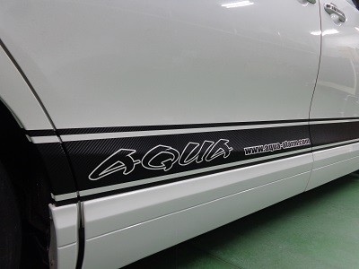 エスティマ　カーボンシート施工　サイドデカール　　400