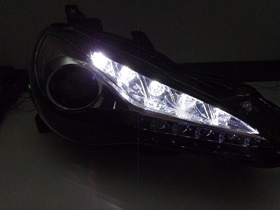 ８６後期ヘッドライト　スモールＬＥＤ打ち替え後