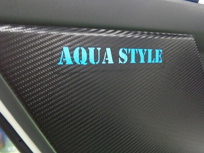 プリウスα　ドアパネル傷防止シート　ＡＱＵＡ　ＳＴＹＬＥロゴ