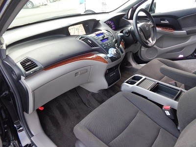 中古車　オデッセイ入庫