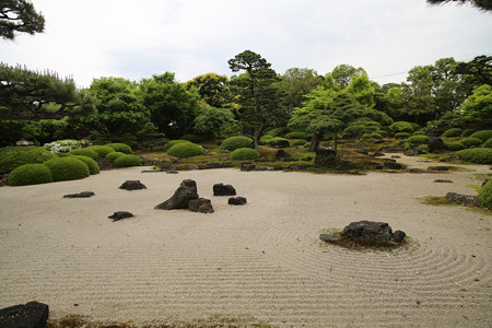 由志園 (24)