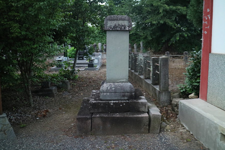 沼田平八郎景義之墓（沼田大明神）