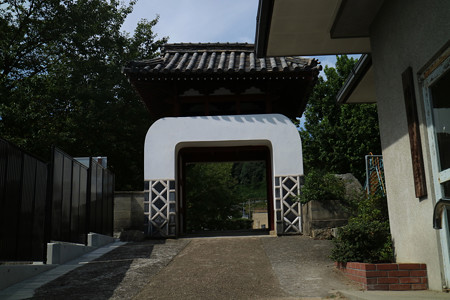 龍宮門（旧正伝寺山門）
