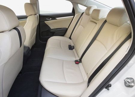 Honda_Civic_Sedan_98991s
