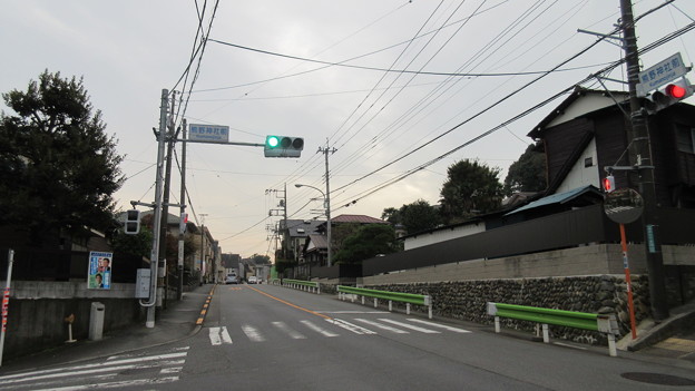 関戸古戦場（多摩市）旧鎌倉街道