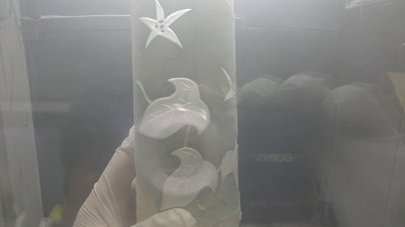 今日の作品 朝顔 茎3つ掘ったら葉全体なじませる。