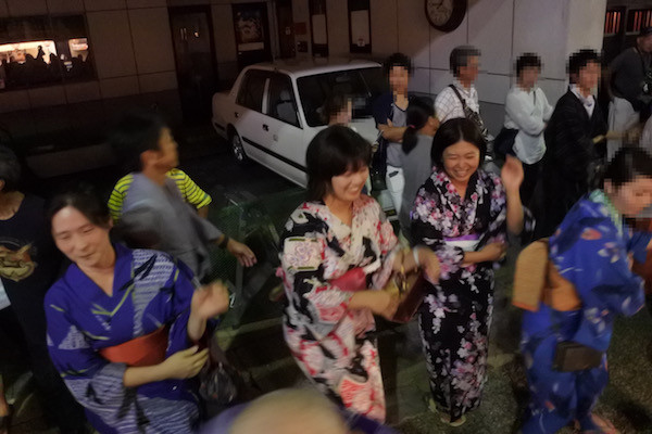 徹夜踊りを目指して踊り始め