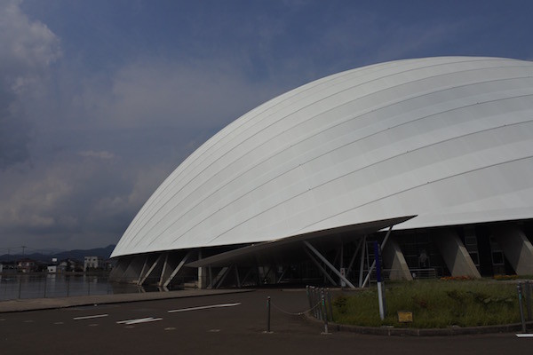 樹海ドーム経由で大館市内に戻り
