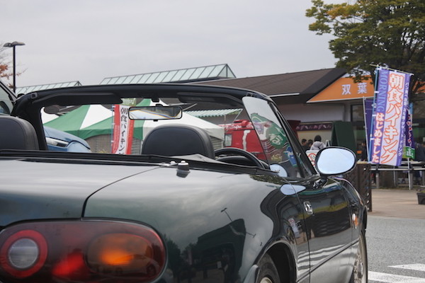 ２回目の休憩SAで幌を開ける
