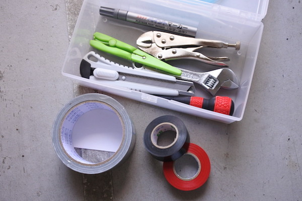ミニバスにもある程度の工具を装備