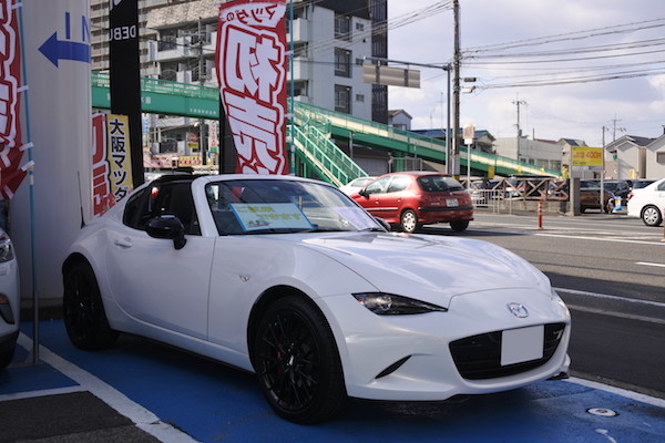 ミニバスの修理依頼の後はロードスターRFの試乗