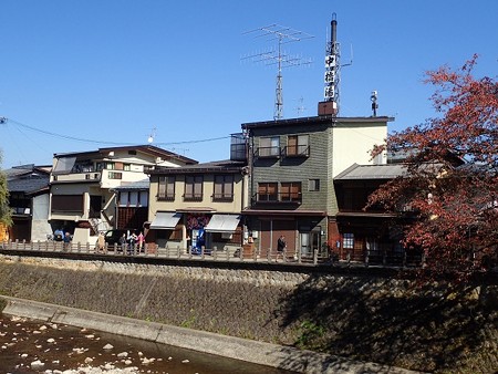 28 11 岐阜 飛騨高山の町並み 3