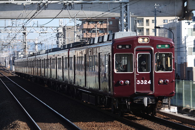 阪急京都線　3300系3324F